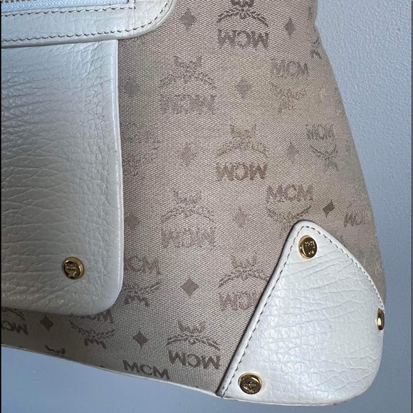 AUTHENTIC VINTAGE MCM CANVAS LEATHER SHOULDER BAG - Picture 3 of 16